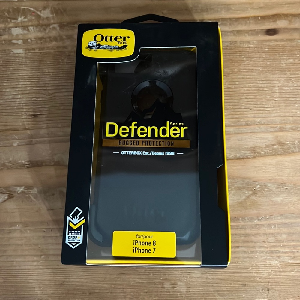 Otter box for iPhone 8/ iPhone 7